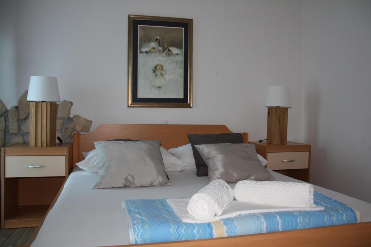Vila Filipasic Apartment Вир Екстериор снимка