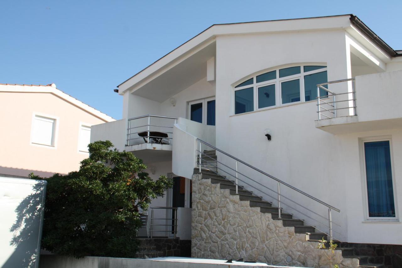 Vila Filipasic Apartment Вир Екстериор снимка