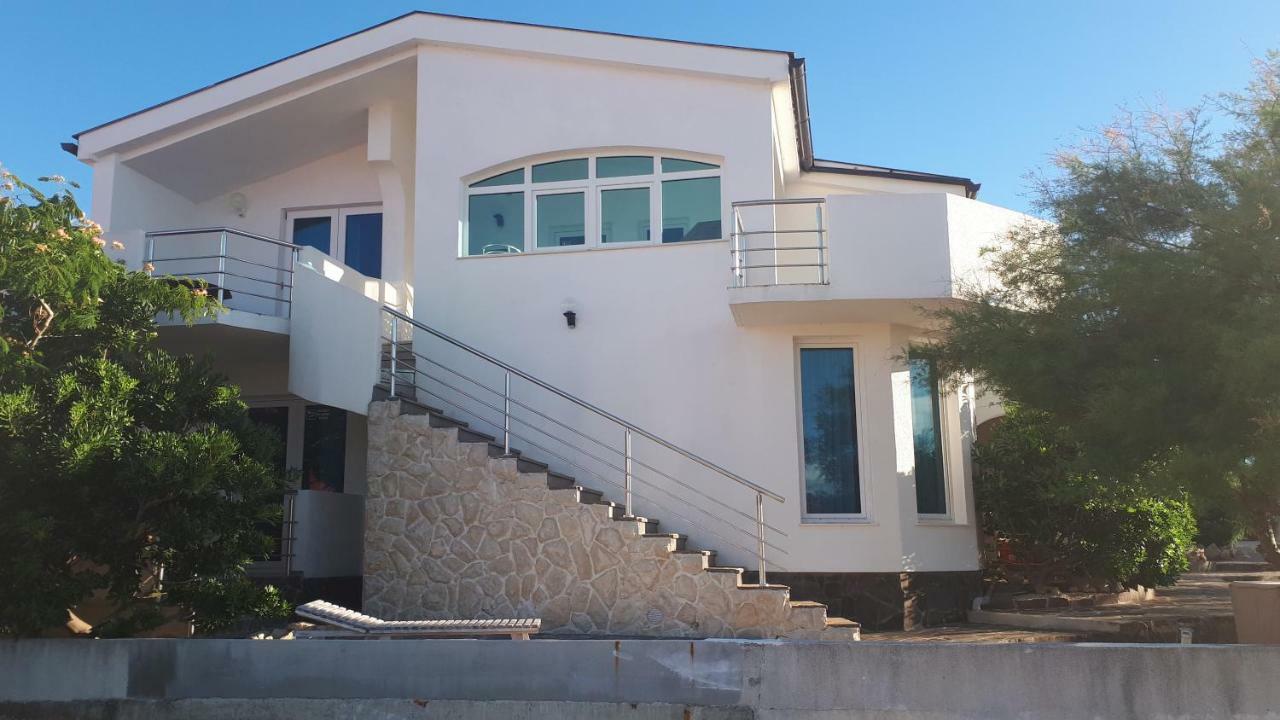 Vila Filipasic Apartment Вир Екстериор снимка
