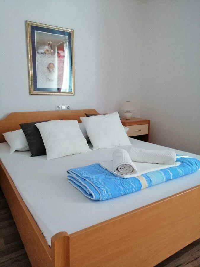 Vila Filipasic Apartment Вир Екстериор снимка